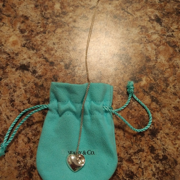 tiffany and co. .925 sterling silver heart necklac - Picture 3 of 3